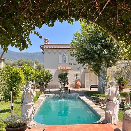 Ninfeo Dell' Arancera Bed & Breakfast Calci Bagian luar foto