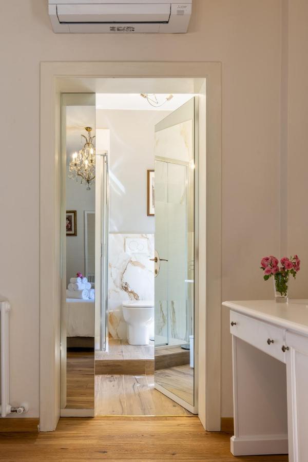 Ninfeo Dell' Arancera Bed & Breakfast Calci Bagian luar foto