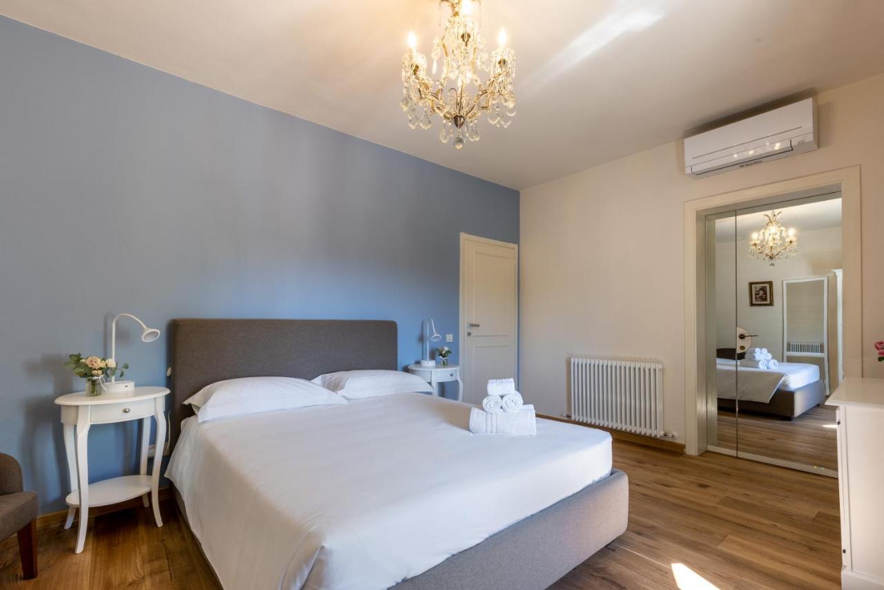 Ninfeo Dell' Arancera Bed & Breakfast Calci Bagian luar foto