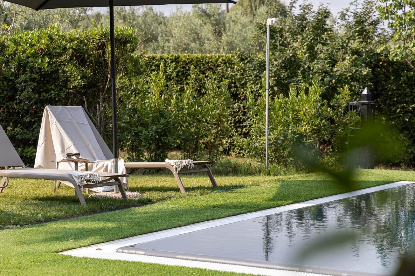 Ninfeo Dell' Arancera Bed & Breakfast Calci Bagian luar foto